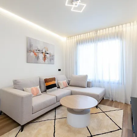 דירה And Apartment, 100mts From The